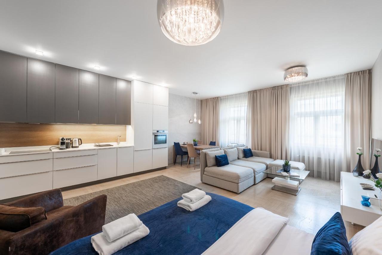 Apartamento New Luxury Apt With Ac&Parking In The Center Of Praga Exterior foto