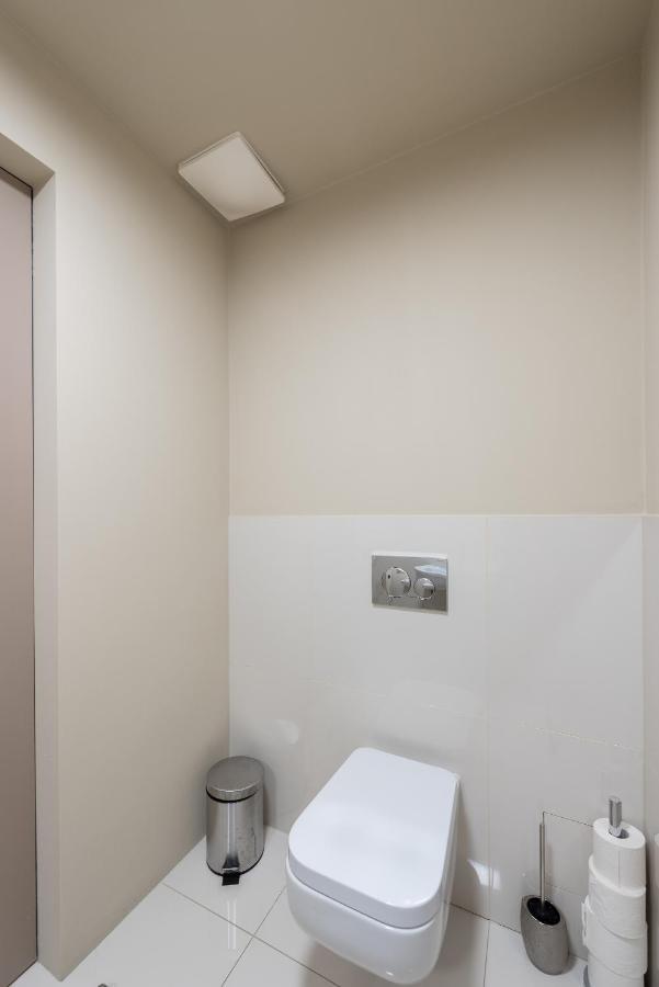 Apartamento New Luxury Apt With Ac&Parking In The Center Of Praga Exterior foto